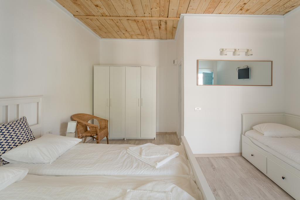 מלון Două Mai Casa Stavros מראה חיצוני תמונה